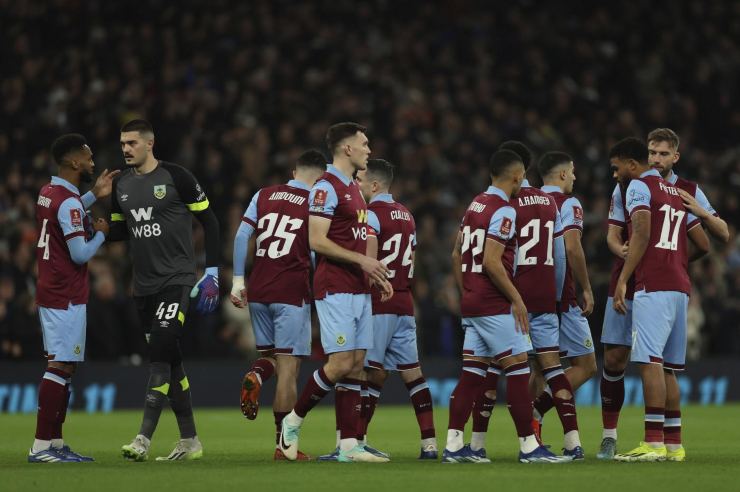 Il centrale del Burnley ha destato l'attenzione del Milan