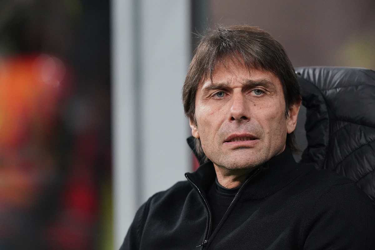 Antonio Conte costretto ad accettare il Napoli: il tecnico non ha altre offerte