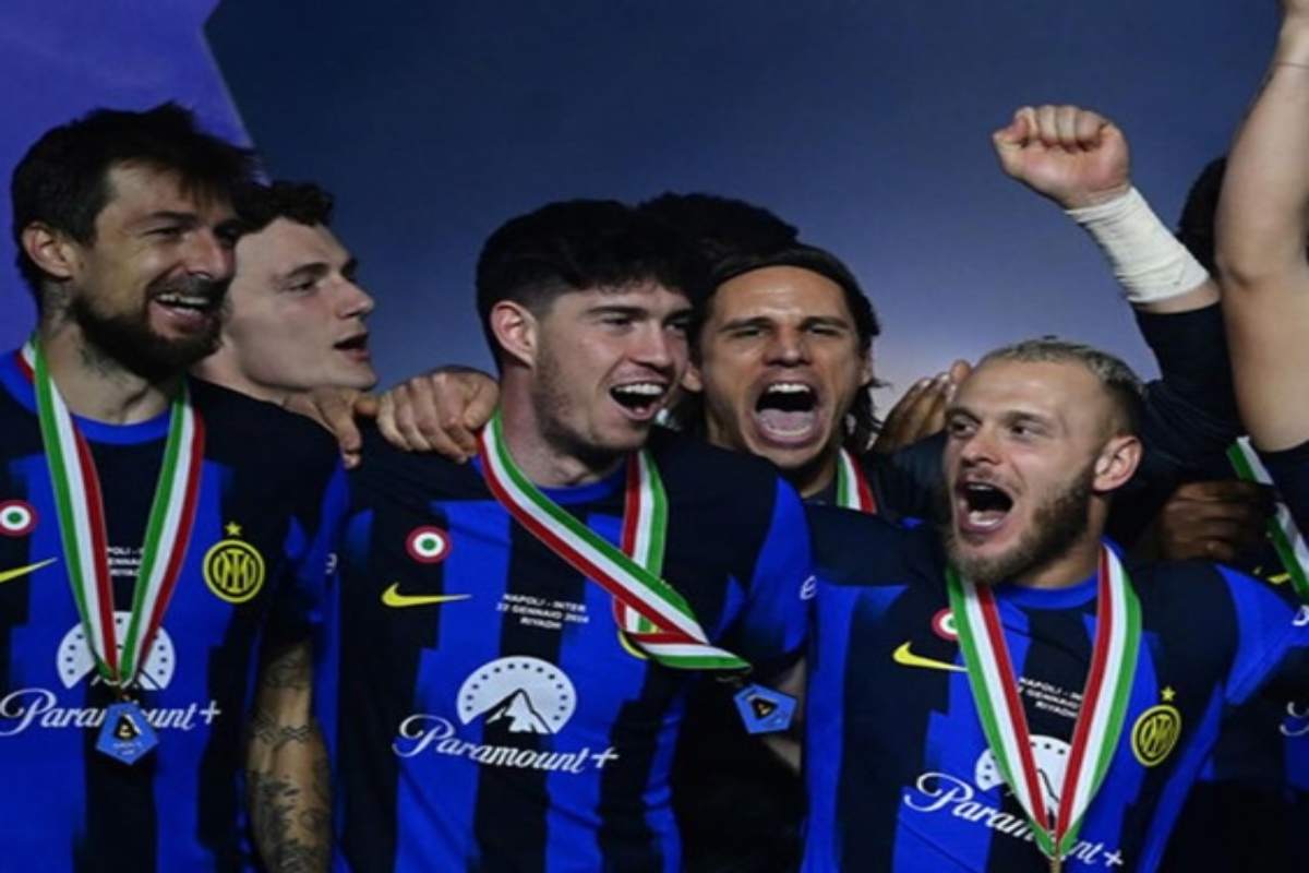 Inter, il calciatore si sposa: l'annuncio social