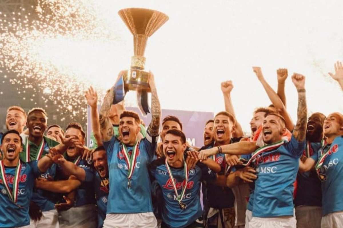 Da campione con il Napoli a svincolato