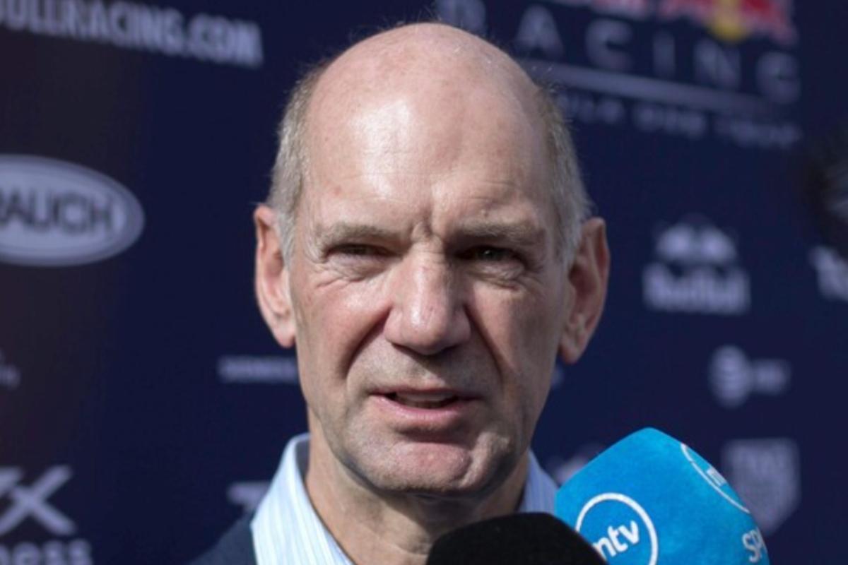 Adrian Newey intervistato ai box