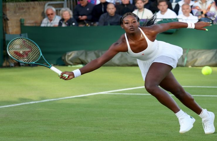 Perché al Torneo di Wimbledon i tennisti vestono solo di bianco?