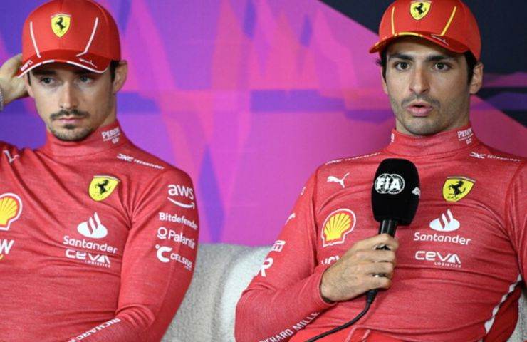 I piloti Ferrari Leclerc e Sainz in conferenza stampa