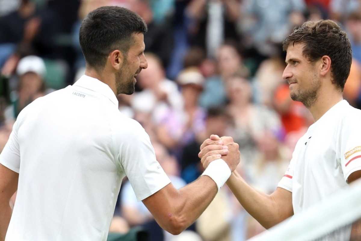 Perché al Torneo di Wimbledon i tennisti vestono solo di bianco?