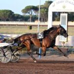 Derby del Trotto: Feldenkrais Pal in testa per la vittoria