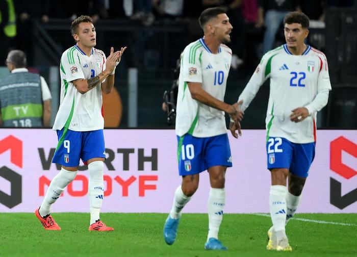 Equilibrio sul campo: Italia e Belgio pareggiano 2-2