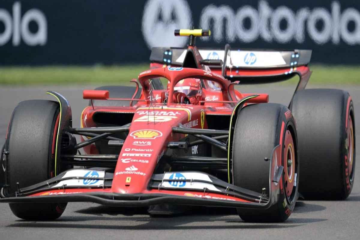 Ferrari trionfa in Messico: Sainz conquista la pole davanti a Verstappen