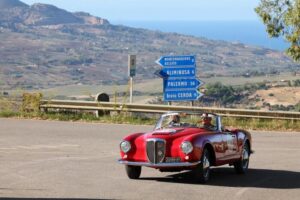 Folla entusiasta alla Targa Florio Classica