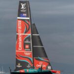 New Zealand trionfa nella prima regata dell'America's Cup con un netto 1-0 su Britannia