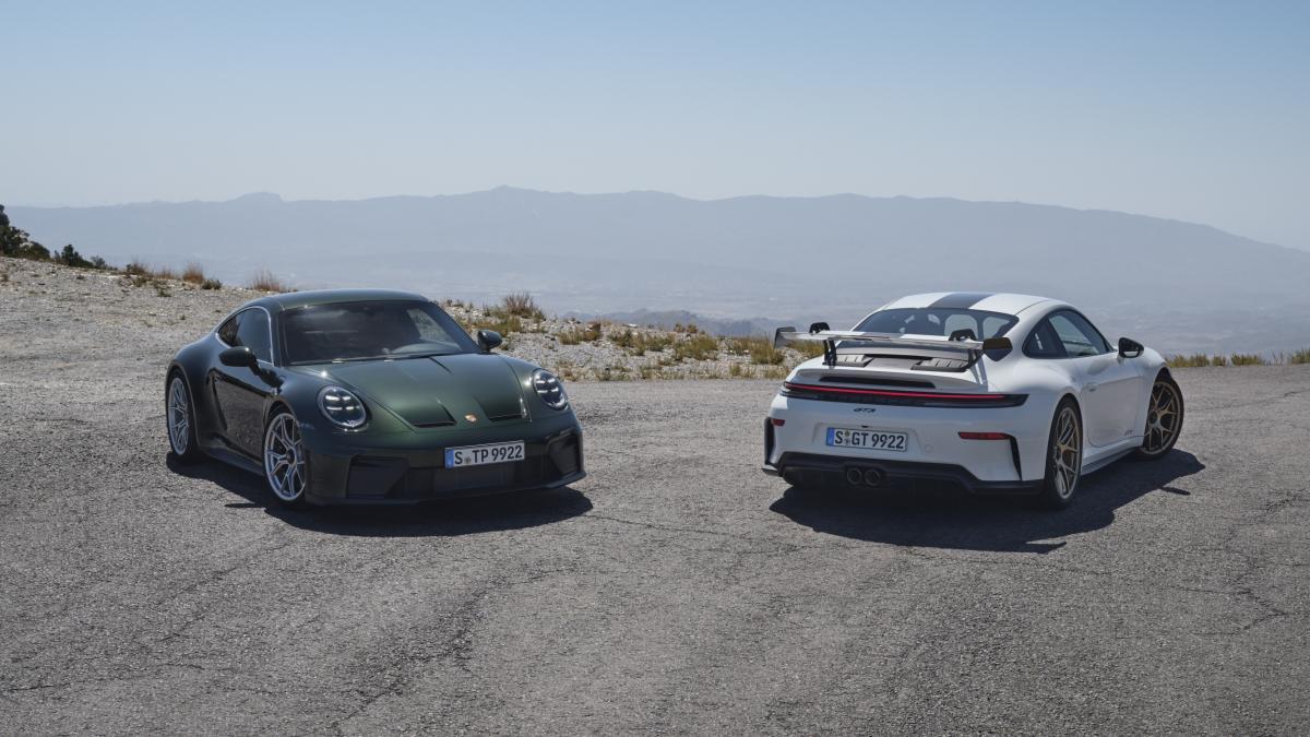 Porsche 911 GT3 celebra 25 anni con una versione a quattro posti