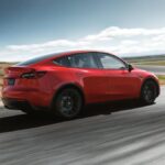 Tesla Model Y: La nuova versione a 7 posti sbarca in Italia