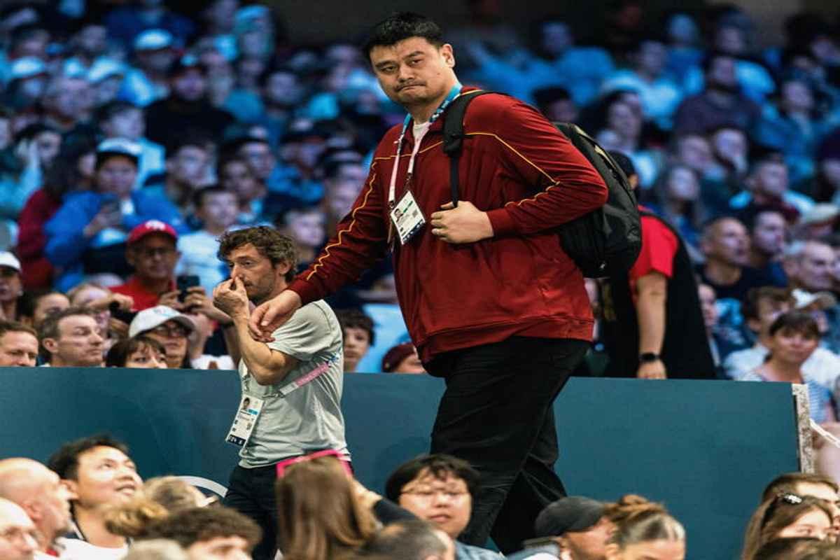 Yao Ming abbandona il timone del basket cinese