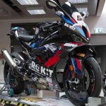 BMW presenta in anteprima mondiale la M 1000 RR WSBK Champion Edition 2024