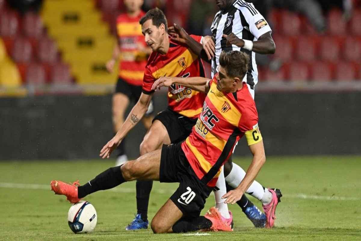 Benevento in testa: come i giovani talenti e la cooperativa del gol hanno cambiato le sorti della squadra