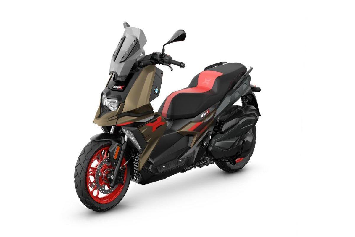 Bmw C 400 X e GT: l'evoluzione dello scooter versatile