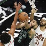 Cleveland ritrova la vittoria, philadelphia affonda nella crisi