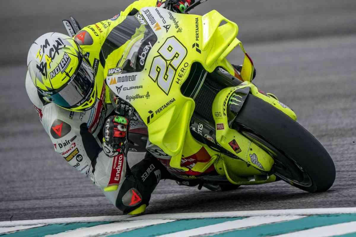 Iannone torna in pista con grinta: il suo ritorno in MotoGP promette emozioni