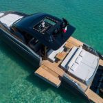 Il gommone da sogno: rebel 55 vola a 48 nodi con 2.400 Cv