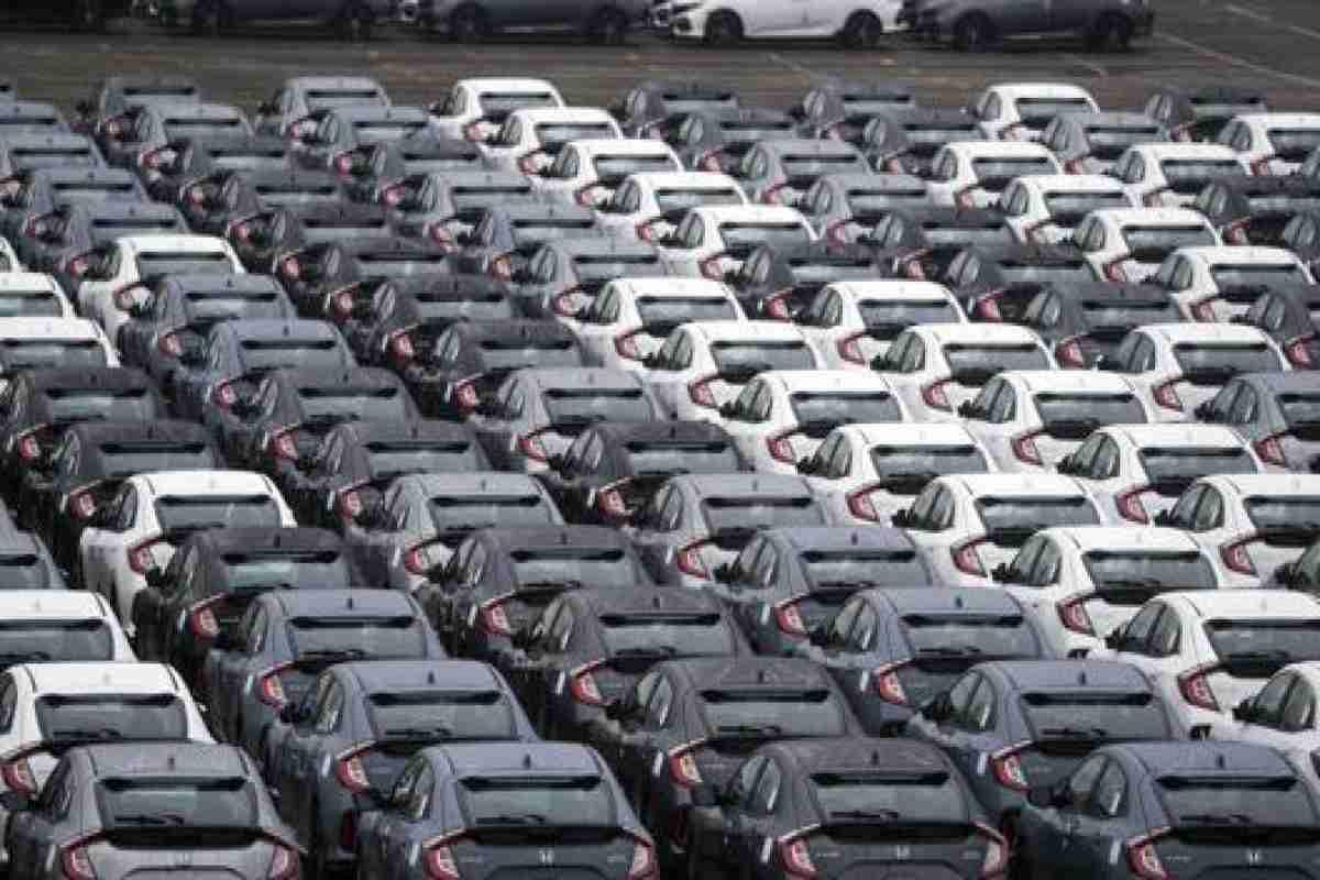 Immatricolazioni auto in Italia: il trend negativo continua a ottobre