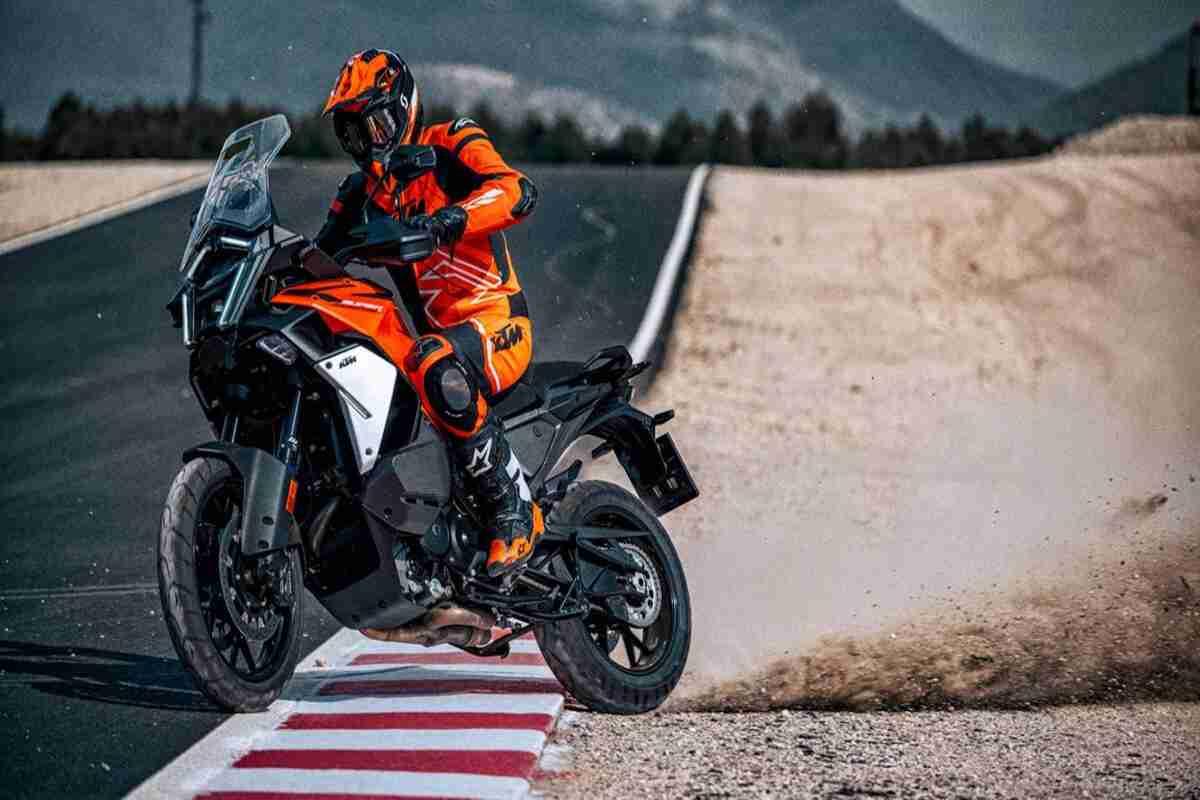 Ktm e Husqvarna svelano le loro rivoluzionarie novità a Eicma 2024!