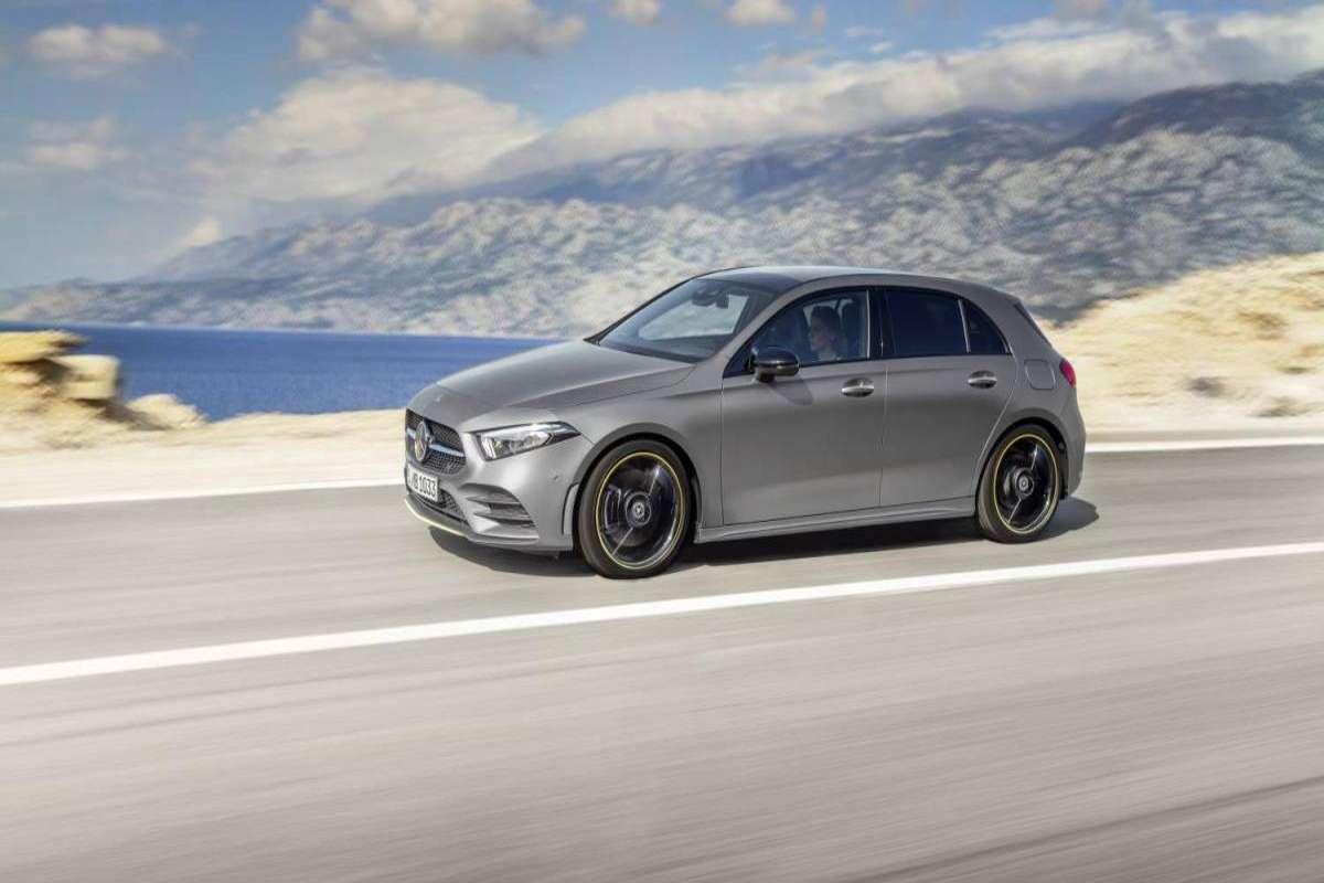 Mercedes classe a: scopri la nuova offerta imperdibile della berlina tedesca