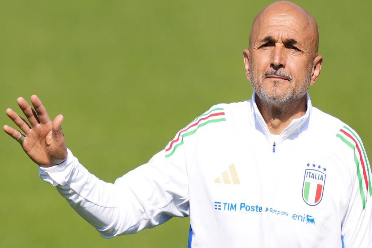 Sacchi: il calcio italiano mostra segnali di progresso, ora tocca all'Italia dimostrarlo