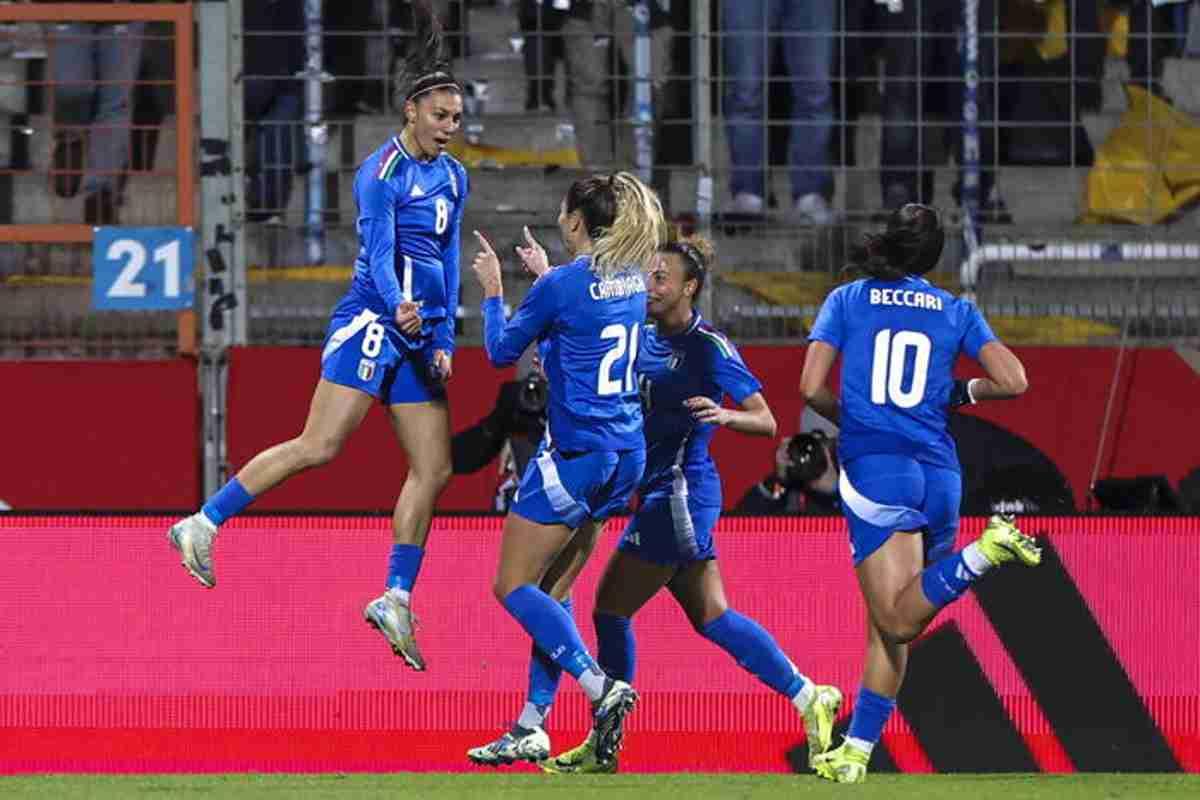 Calcio femminile: l'italia sfida la spagna nei gironi di euro 2025