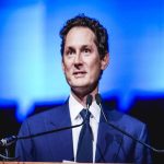 John elkann pronto a portare stellantis in parlamento