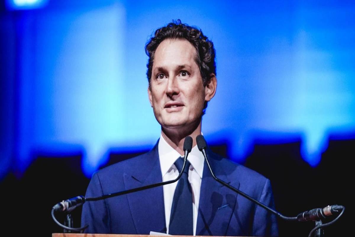 John elkann pronto a portare stellantis in parlamento