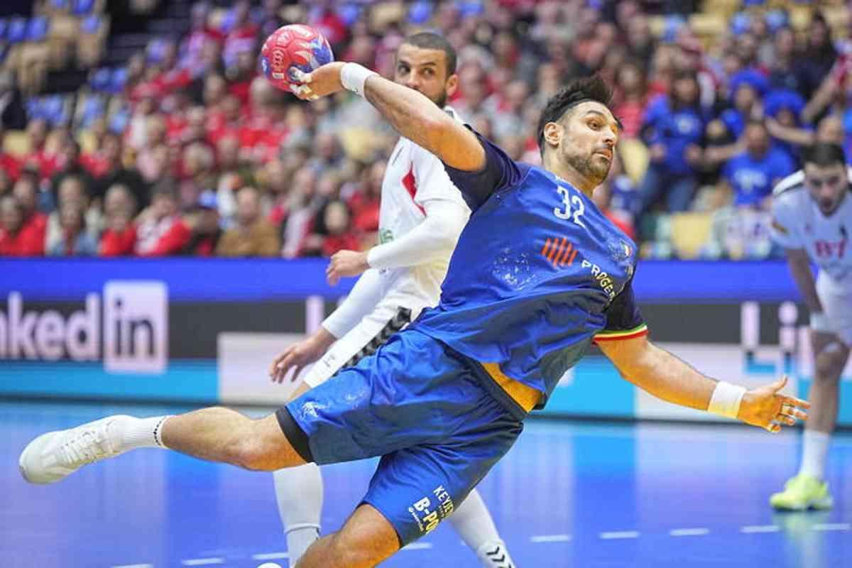 Italia conquista il 'main round' ai Mondiali di pallamano battendo l'Algeria 32-23