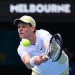 Sinner conquista i quarti di finale agli Australian Open superando Rune