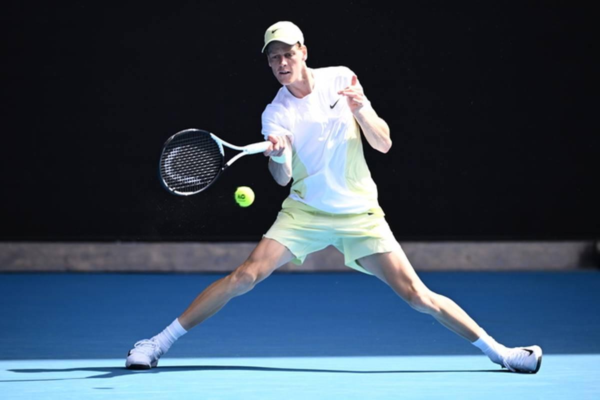 Sinner conquista l'Australian Open: la sua astuzia nelle sfide difficili sorprende tutti!