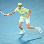 Sinner conquista la semifinale agli Australian Open con una vittoria schiacciante su de Minaur