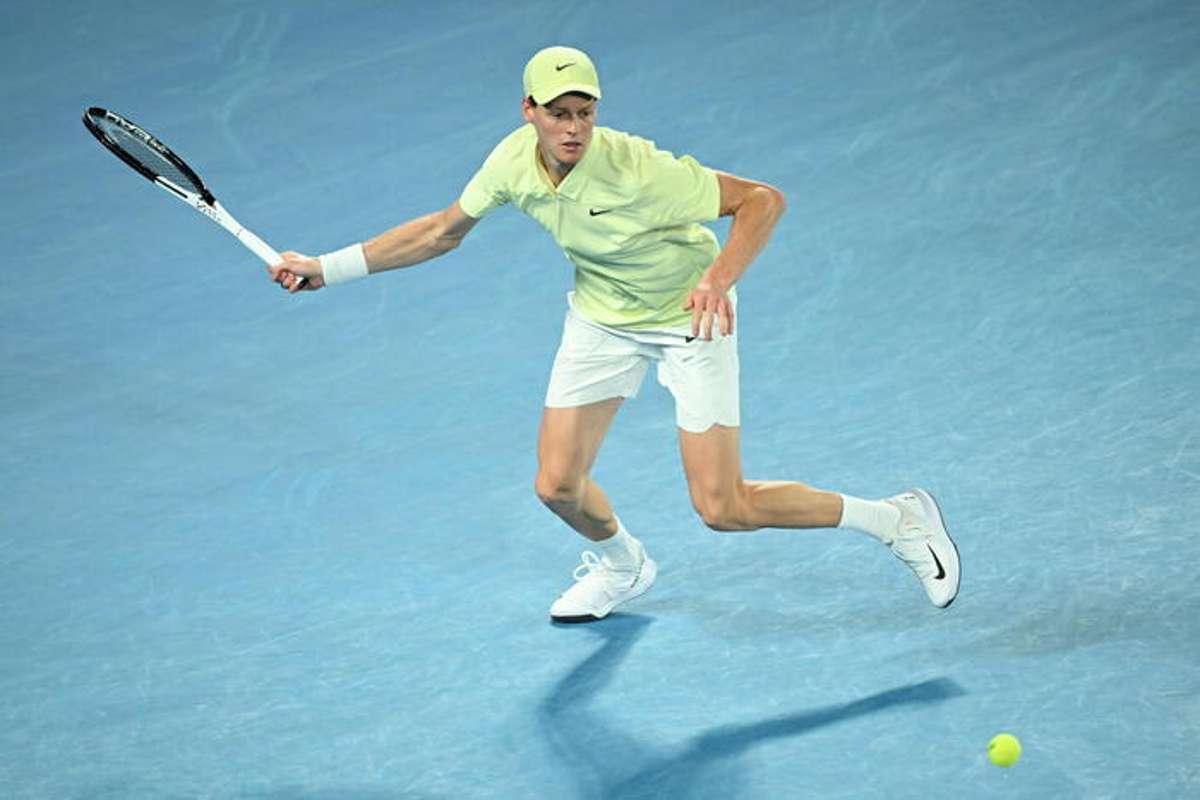 Sinner conquista la semifinale agli Australian Open con una vittoria schiacciante su de Minaur