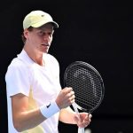 Sinner sfida De Minaur domani mattina all'Australian Open