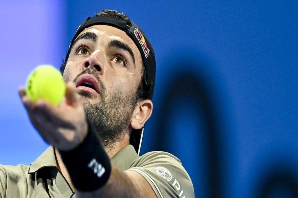 Berrettini avanza ai quarti a Dubai, O'Connell fuori dai giochi