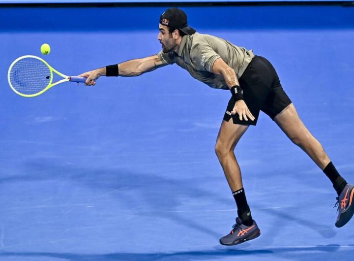 Berrettini conquista gli ottavi a Dubai, superando Monfils in un match avvincente