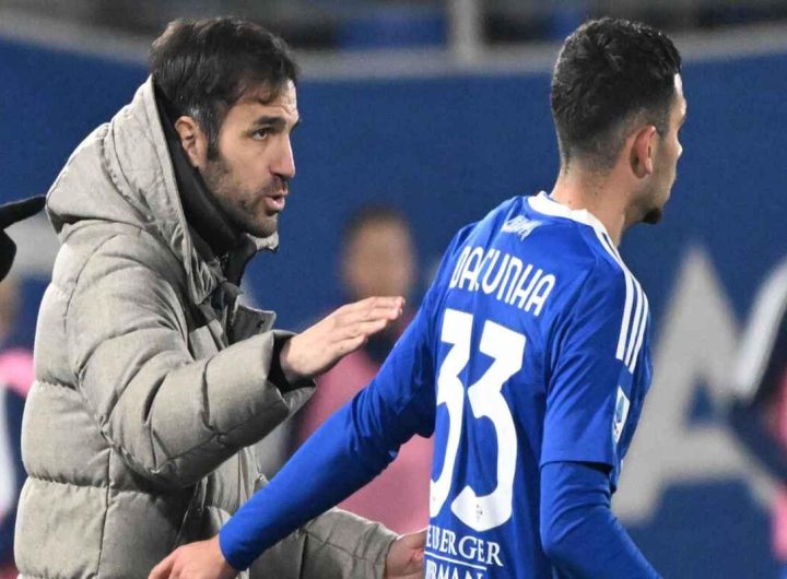 Como: Fabregas sbotta contro l'arbitro, c'era un rigore chiarissimo