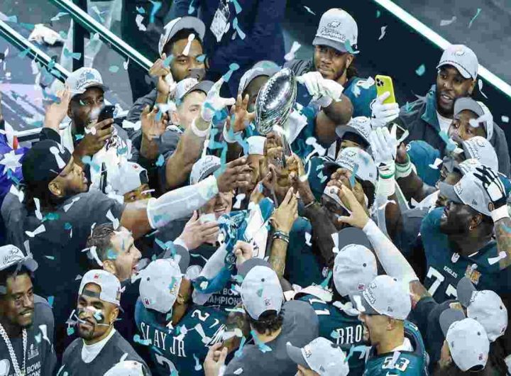 Eagles trionfano al Super Bowl: Chiefs sconfitti 40-22