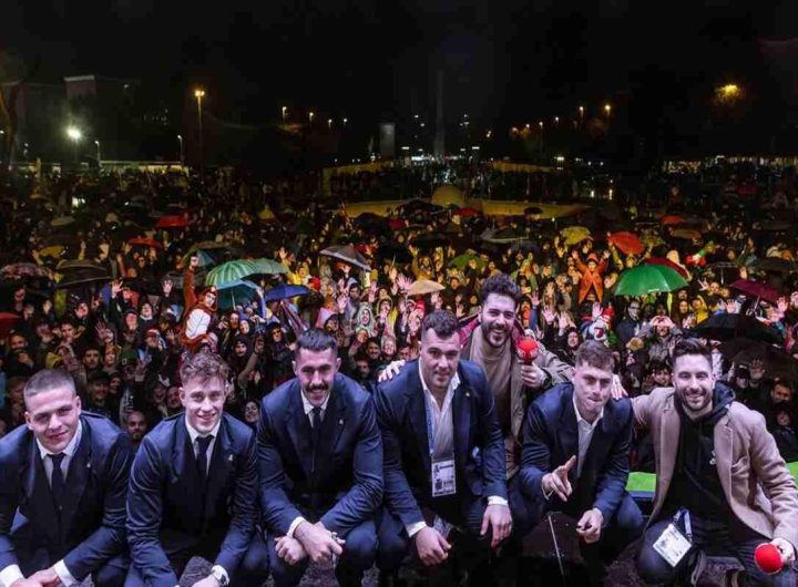 Festa azzurra: 60mila italiani celebrano al Peroni Village durante il Sei Nazioni