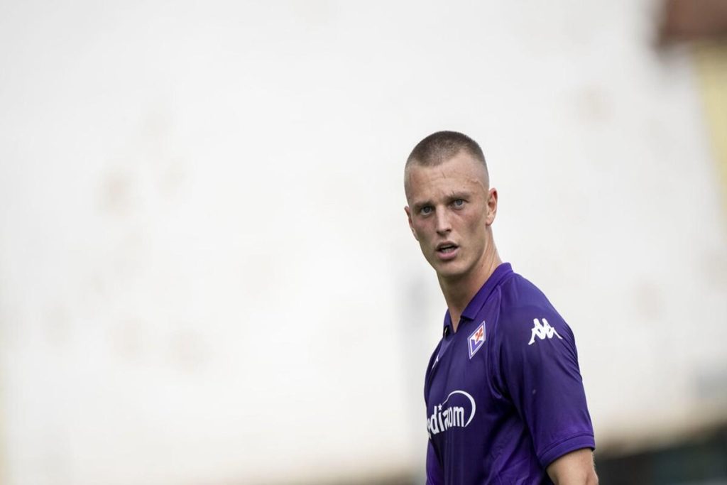 Fiorentina in ansia: Gudmundsson out per frattura al sacro-coccige