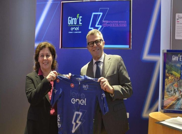 Giro-E Enel 2025: scopri la maglia leader della classifica generale