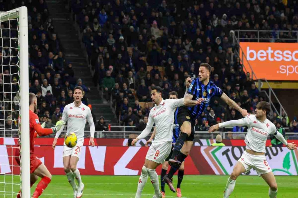 Inter supera la Fiorentina in una sfida avvincente: 2-1 e tre punti in tasca