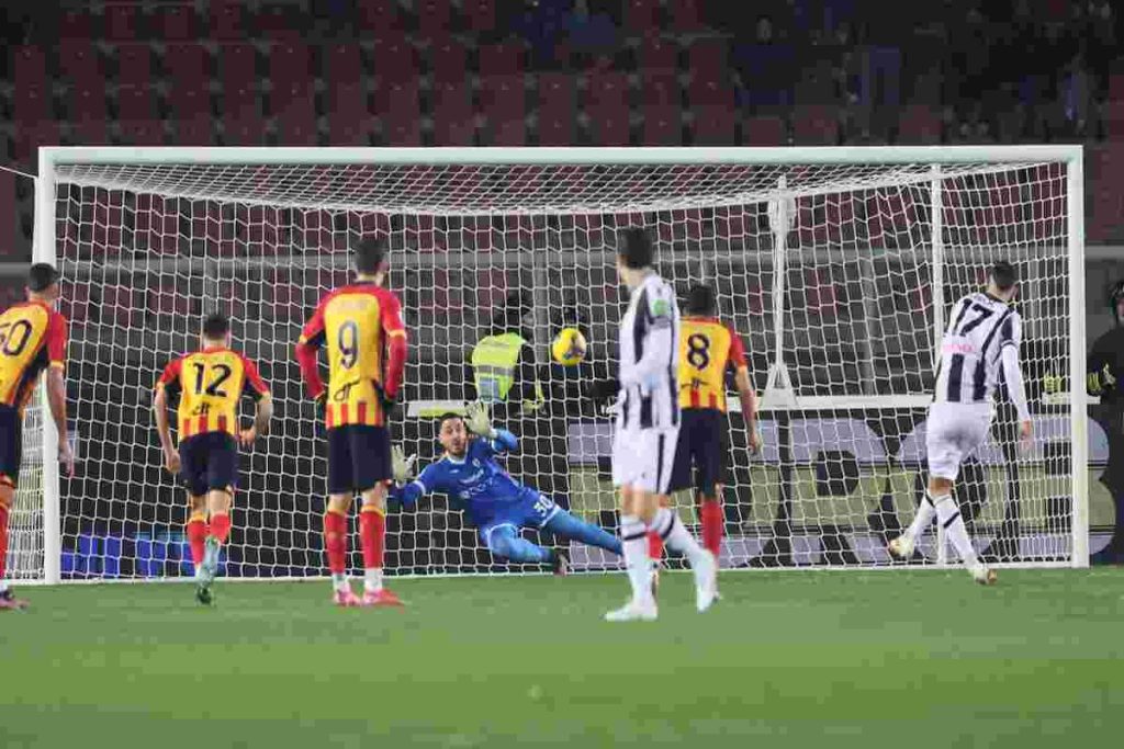 Lecce sfida Udinese ma cede il passo: un gol decide la partita