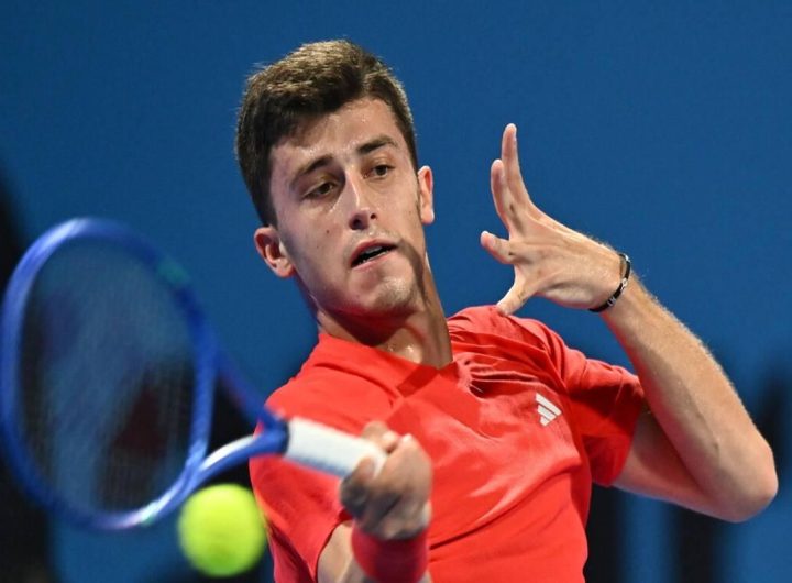 Nardi sorprende e conquista i quarti nel torneo Atp 500 di Dubai