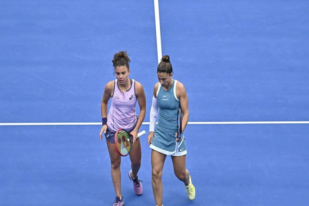 Paolini costretta a rinunciare al doppio con Errani per infortunio a Dubai