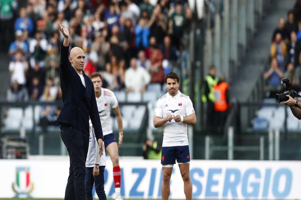 Parisse riceve un emozionante omaggio Olimpico prima di Italia-Francia nel Sei Nazioni