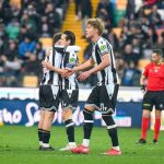 Udinese festeggia la vittoria in casa dopo 100 giorni di attesa