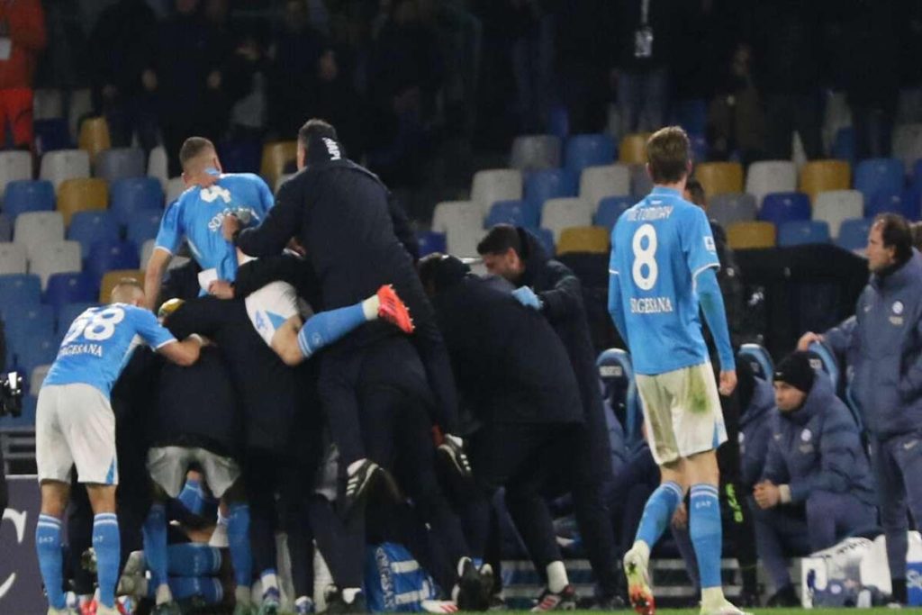 Napoli e Inter danno vita a un emozionante pareggio: bel gioco e tante occasioni